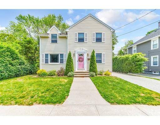 43 Grandview St, Springfield, MA 01118