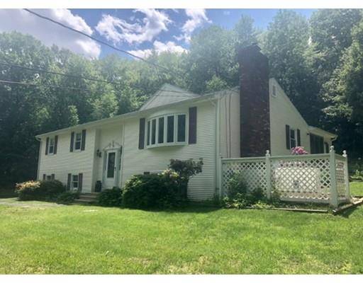 60 Cranberry Meadow Rd, Spencer, MA 01562