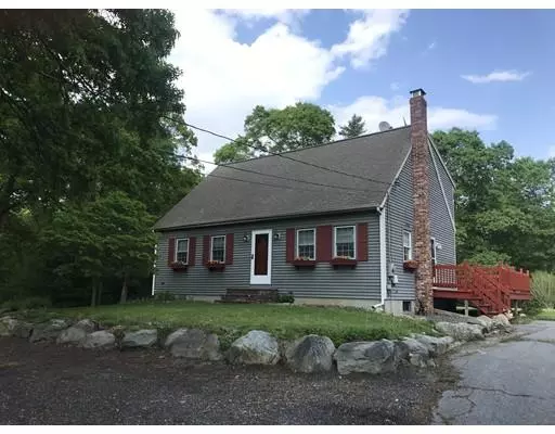 Berkley, MA 02779,18 Green St