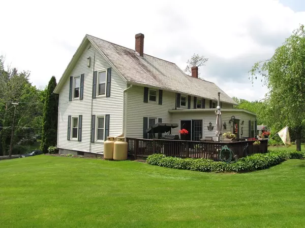 Sturbridge, MA 01518,622 Main St