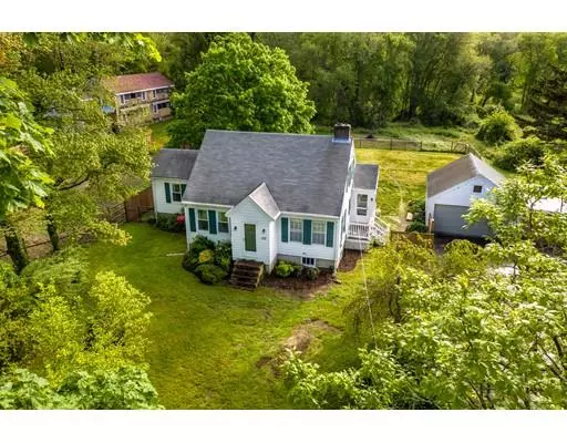 122 Acushnet Rd, Mattapoisett, MA 02739