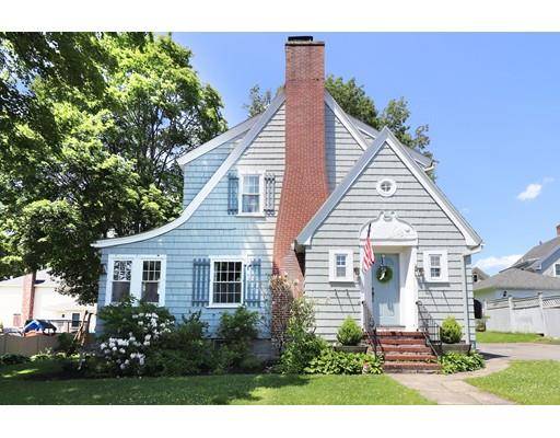 118 Frothingham Street, Lowell, MA 01852