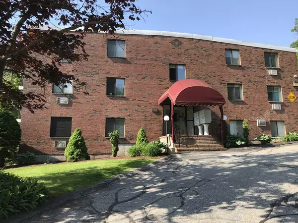 80 North Warren Street #44, Woburn, MA 01801