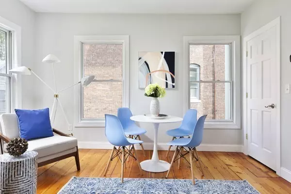 4 Perry St #2, Brookline, MA 02445