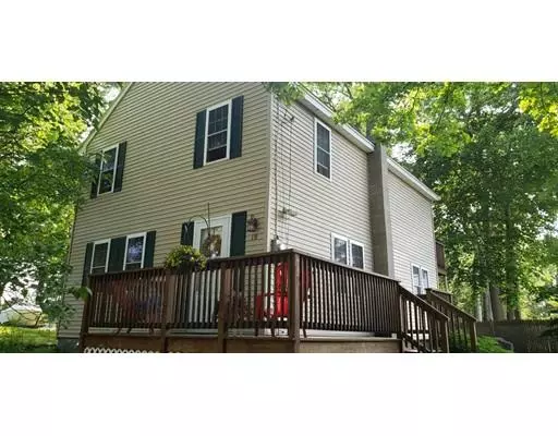 19 Freeman Ave, Webster, MA 01570