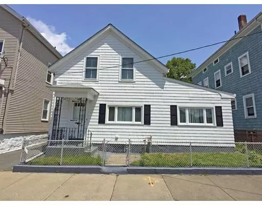 522 Palmer St, Fall River, MA 02721