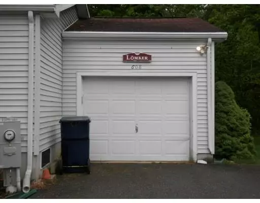 Middleboro, MA 02346,608 Orchard Ct