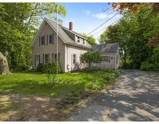 943 Main St, Hanson, MA 02341