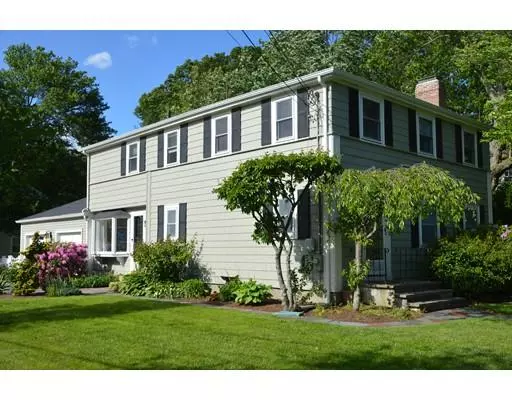 147 Lindbergh Ave, Needham, MA 02494