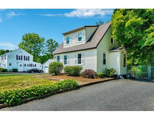 1842 Turnpike St, Stoughton, MA 02072