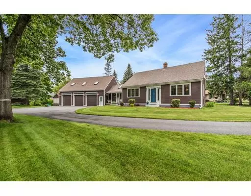 22 Svenson Rd, Shrewsbury, MA 01545