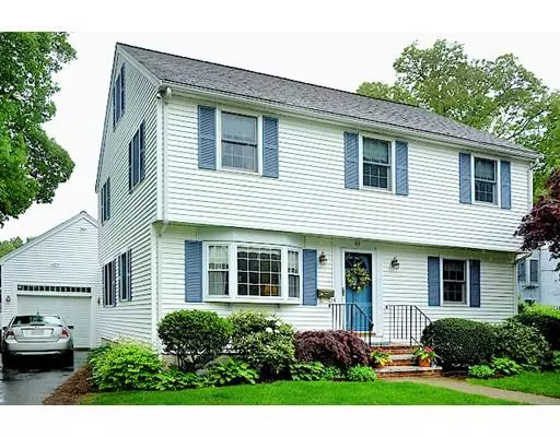 61 Butler Ave, Stoneham, MA 02180