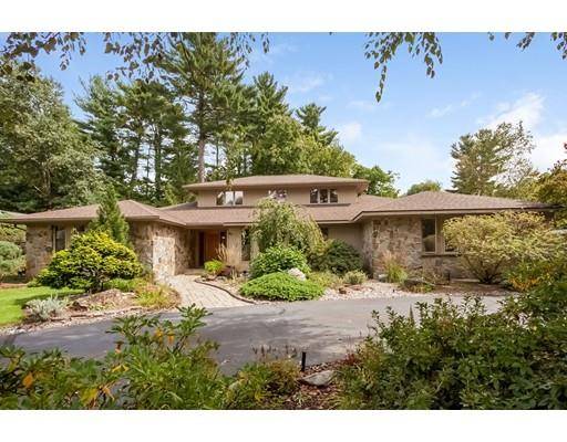 85 Tennyson Drive, Longmeadow, MA 01106