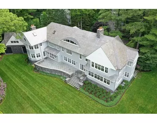 Wellesley, MA 02482,15 Winding River Cir