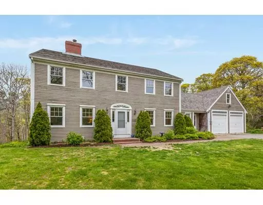 Brewster, MA 02631,26 Spruce Run Dr