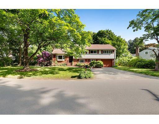 4 Caulfield Road, Wayland, MA 01778