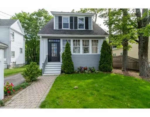 73 Dedham Avenue, Needham, MA 02492