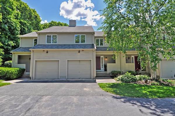 4 Poppasquash Rd #4, North Attleboro, MA 02760