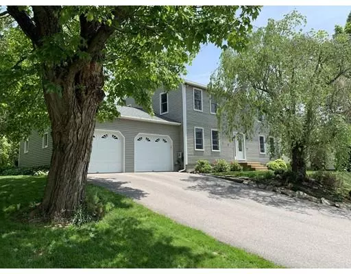 Rutland, MA 01543,14 Summer Hill Dr