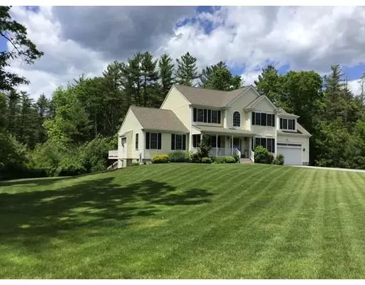 4 Chrisjenn Brooke Lane, Lakeville, MA 02347