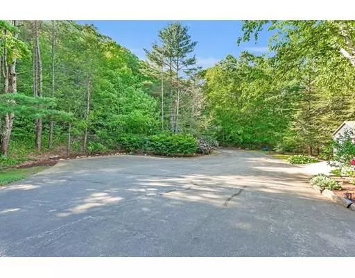 Smithfield, RI 02917,8 Latham Farm