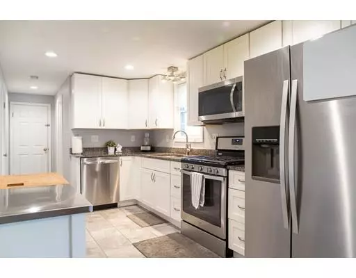 Auburn, MA 01501,1 Manor Rd