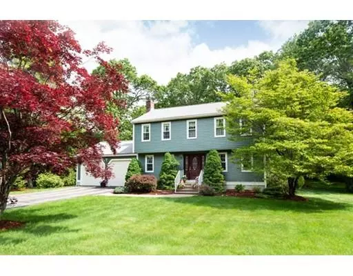 11 Westcott Rd, Hopedale, MA 01747