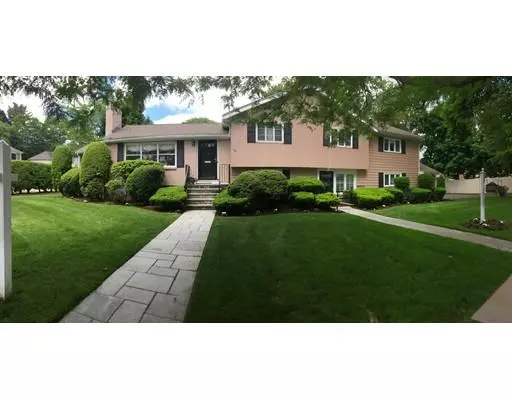 118 Meadowbrook Road, Newton, MA 02459