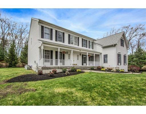 50 Greenwood Rd, Hopkinton, MA 01748