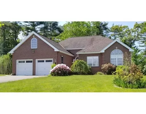 7 Heritage Dr, Berkley, MA 02779