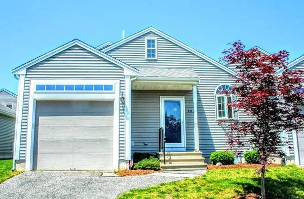 303 Village Ln #303, Bellingham, MA 02019