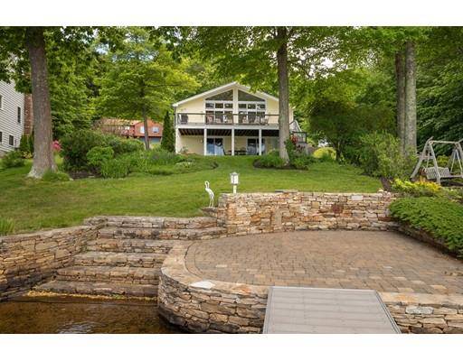 125 Sunset Dr, Charlton, MA 01507