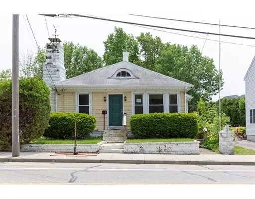 1215 Diamond Hill Rd, Woonsocket, RI 02895