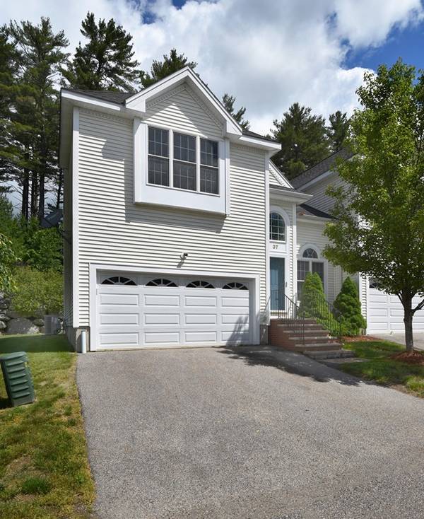 37 Knowlton Cir #37, Upton, MA 01568