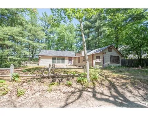 6 Lake Shore Dr S, Westford, MA 01886