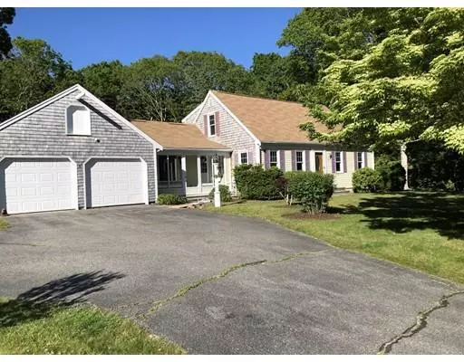 30 Settlers Path, Sandwich, MA 02563