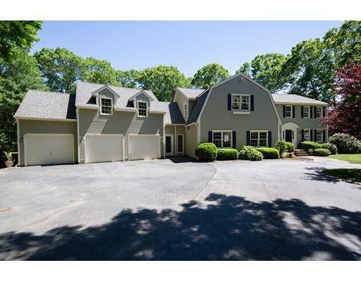 46 Bay Path Ln, Norwell, MA 02061