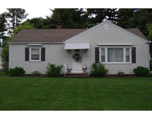 11 Converse Cir, East Longmeadow, MA 01028