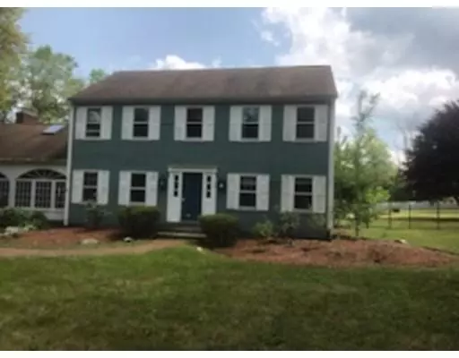 Sturbridge, MA 01566,2 Summit Rdg