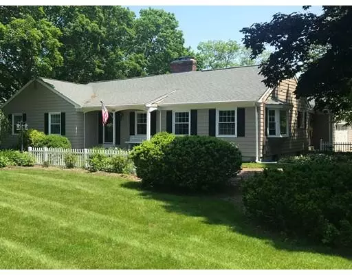 700 Old Post Rd, North Attleboro, MA 02760