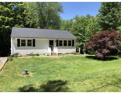 75 Fairview Park Rd, Sturbridge, MA 01566