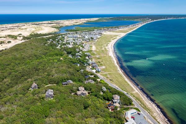 Provincetown, MA 02657,945 Commercial Street #7A