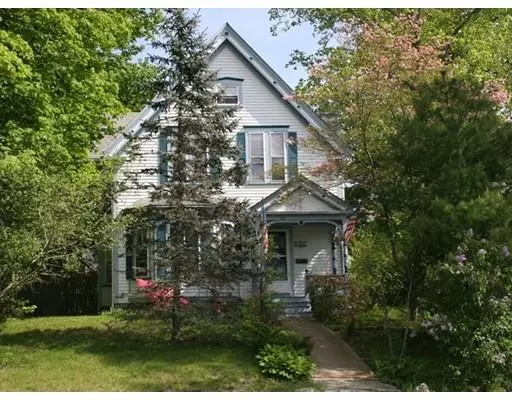 40 Maple St, Rockland, MA 02370