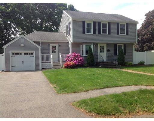 17 Country Drive, Beverly, MA 01915