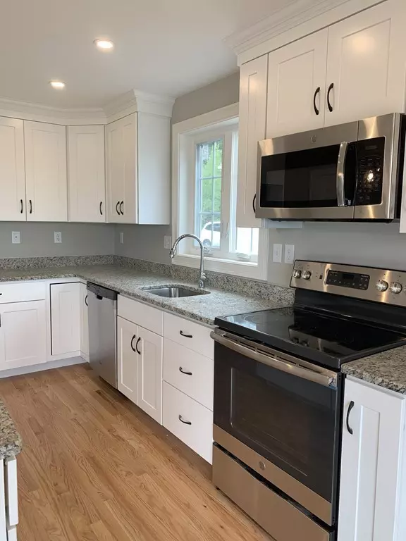 Clinton, MA 01510,909 Crestwood Lane #0