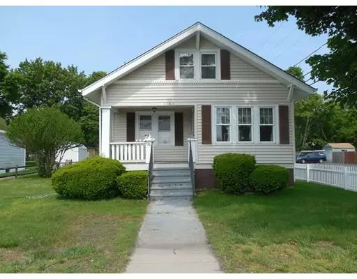 1363 County St, Somerset, MA 02726