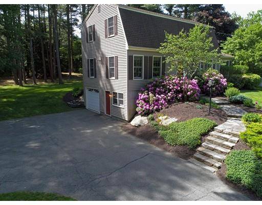 27 Canal Dr, Belchertown, MA 01007