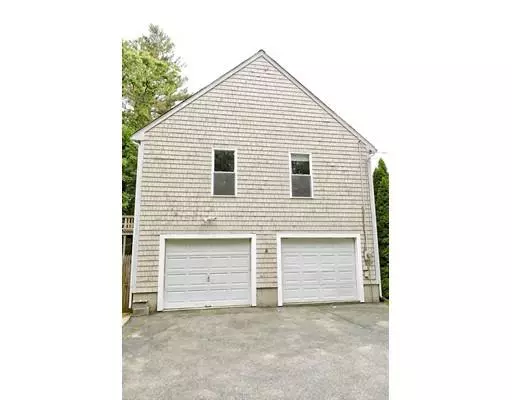 Swansea, MA 02777,65 Neadam Ct
