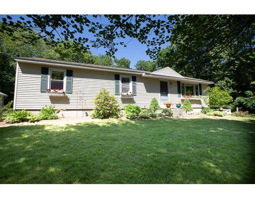 61 N Hatfield Rd, Hatfield, MA 01038