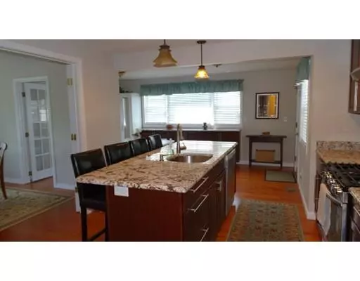 Milford, MA 01757,276 Purchase St